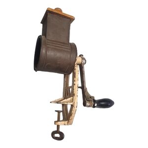 ⏳️Vintage⏳️ AWR GERMAN Counter Mount Large Cheese / Spice Grater